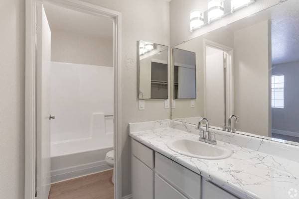 2BR/2BA Apartment · San Jose photo 5