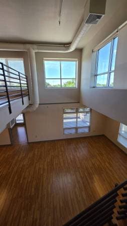 1BR/1BA Loft on 2nd Street Near G Street · Davis photo 1