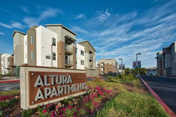 1BR/1BA Apartment on Baywood Drive · Petaluma photo 5