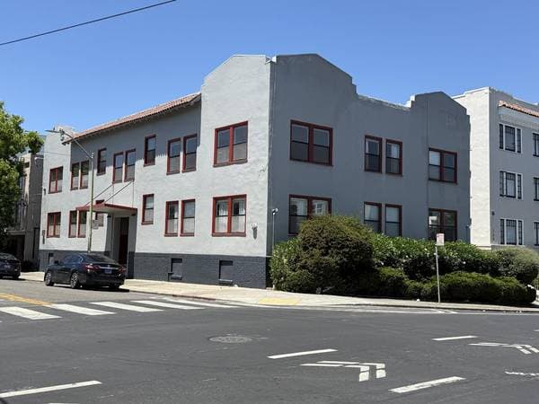 1BR/1BA Apartment on 3rd Ave. Apt. · Oakland photo 1