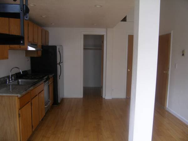 0BR/1BA Loft · San Francisco photo 5