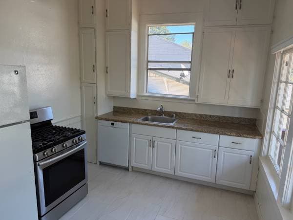 1BR/1BA Single Family House · Santa Rosa photo 4