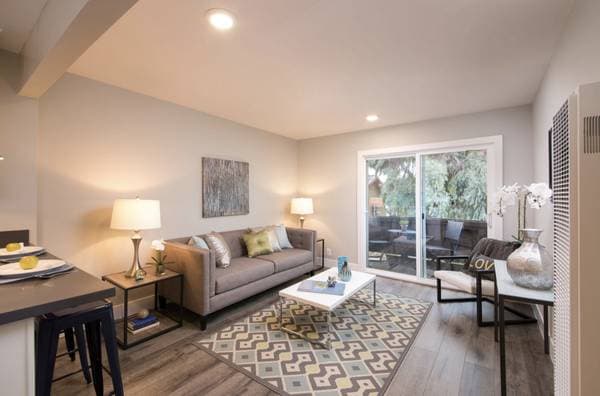 2BR/2BA Apartment on Harder Rd. · Hayward photo 2