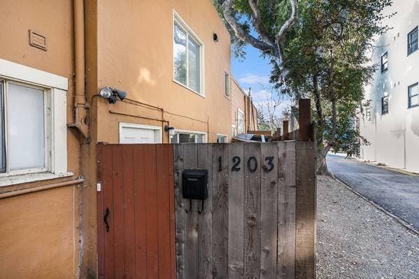 1201-1203 Benton St Alameda, CA 94501 photo 3