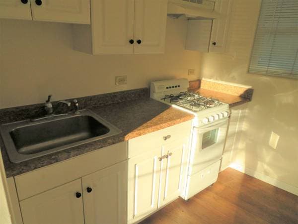 0BR/1BA Apartment on Canfield Ave. · Santa Cruz photo 2