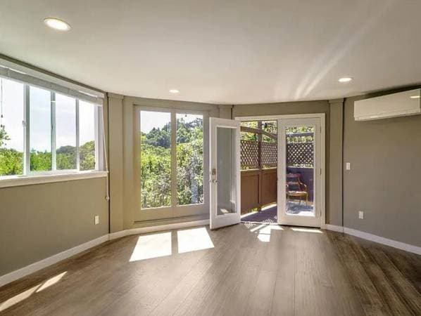 1BR/1BA Single Family House on Glen Una Dr · Saratoga photo 4
