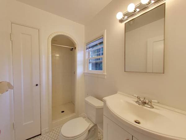 1BR/1BA Apartment · Fairfax photo 2