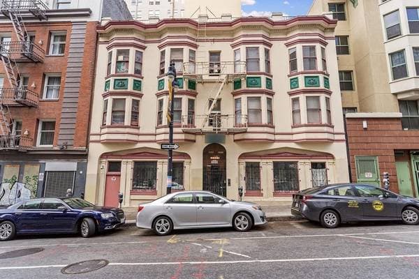 0BR/1BA Apartment on Taylor Street · San Francisco photo 5