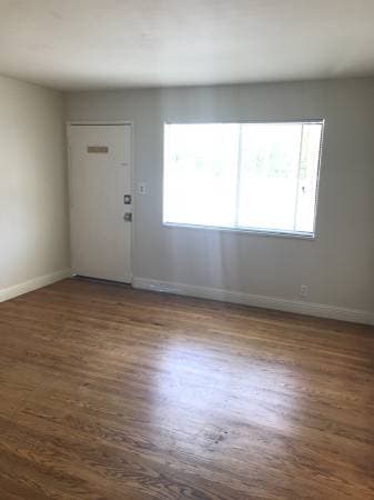 1BR/1BA Single Family House on 7th Street E · Berkeley photo 2