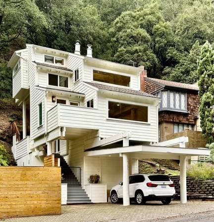 2BR/1BA Single Family House on Claremont Ave · Berkeley photo 1