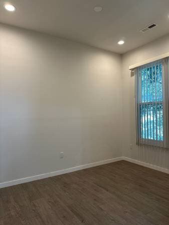 2BR/2BA Apartment on High Street · Oakland photo 3