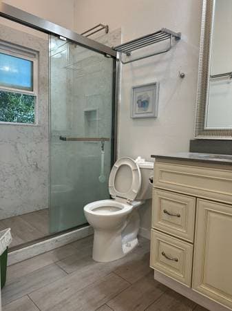2BR/2BA Apartment on High Street · Oakland photo 4