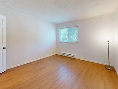 SPACIOUS BRIGHT CUL photo 3