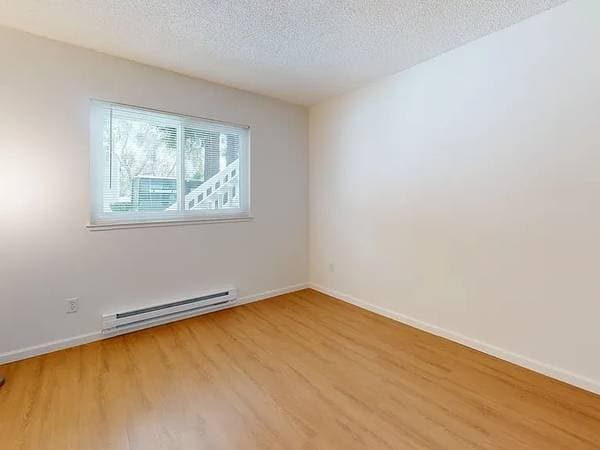 SPACIOUS BRIGHT CUL photo 4
