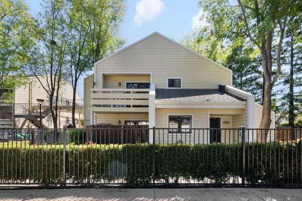 1BR/1BA Condo on W Parr Ave · Redwood Estates photo 1
