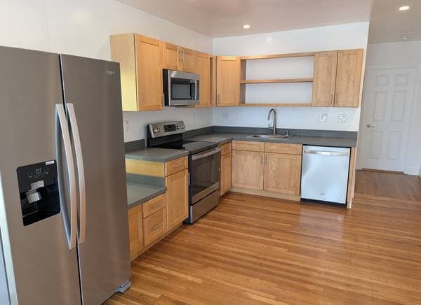 1BR/1BA Apartment · Berkeley photo 1