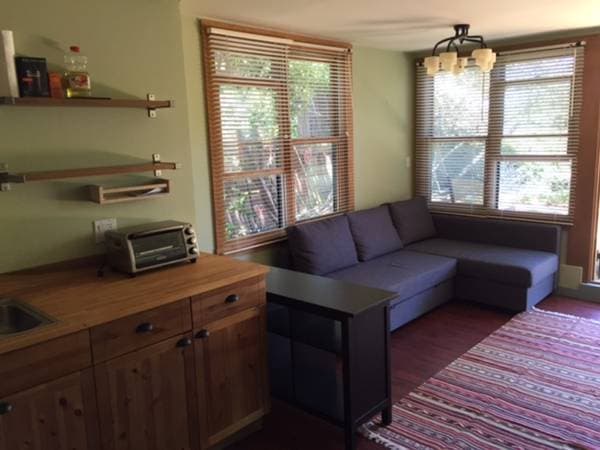 1BR/1BA In Law Adu · Berkeley photo 1