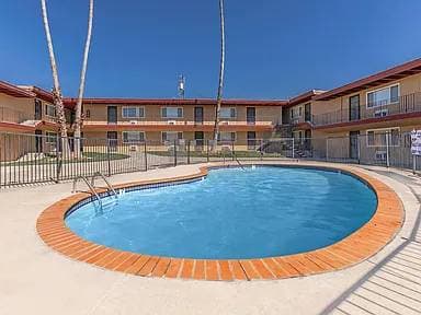 2BR/1BA Apartment · Antioch photo 3