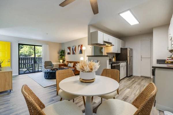 2BR/2BA Apartment on Industrial Blvd · Hayward photo 5