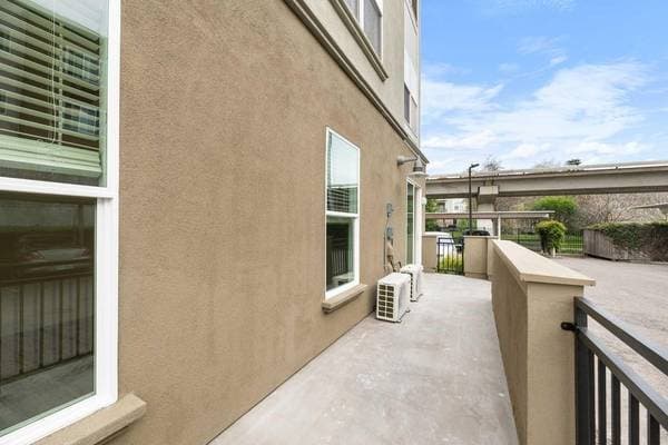 1BR/1BA Apartment on Schmidt Lane · El Cerrito photo 3