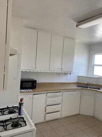 3BR/1BA Flat · Daly City photo 3
