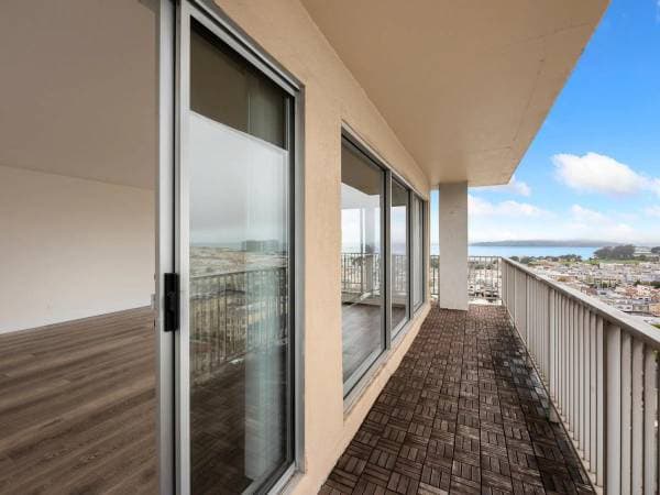 2BR/2BA Apartment on Vallejo Street · San Francisco photo 1