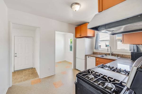3BR/1BA Apartment · Oakland photo 5