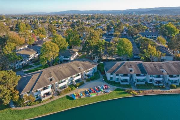 2BR/1BA Apartment on Catamaran Street · San Mateo photo 2