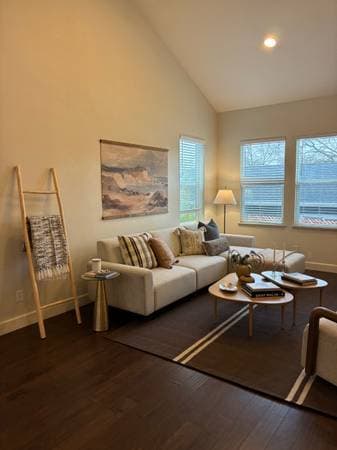 3BR/3BA Single Family House on Verbena Drive Near Honeysuckle Drive · Santa Rosa photo 2