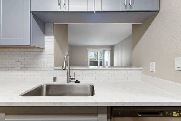 2BR/2BA Apartment on North Milpitas Boulevard · Milpitas photo 4