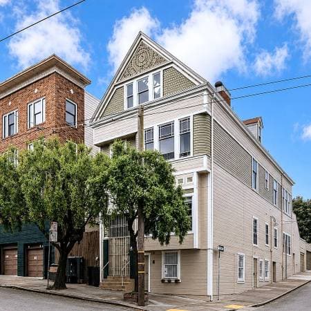 4BR/2BA Single Family House · San Francisco photo 1