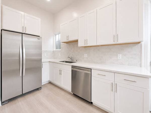 4BR/2BA Single Family House · San Francisco photo 3