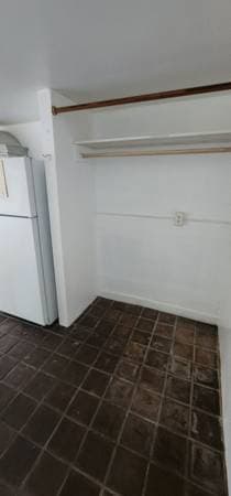 0BR/1BA Apartment on Laverne Ave · Aptos photo 5