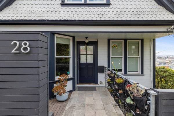 4BR/3BA Single Family House · San Francisco photo 4