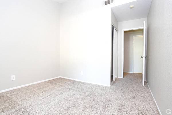2BR/2BA Apartment on San Jose Drive · Antioch photo 1