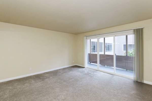 2BR/1BA Apartment · San Leandro photo 4