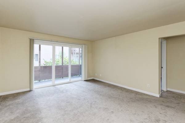 2BR/1BA Apartment · San Leandro photo 5