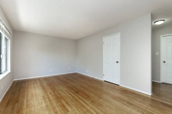 2BR/1BA Apartment · Berkeley photo 2