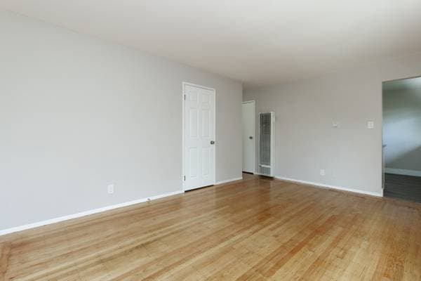 2BR/1BA Apartment · Berkeley photo 5