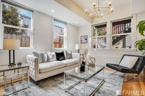 2BR/1BA Condo on Baker Street · San Francisco photo 3