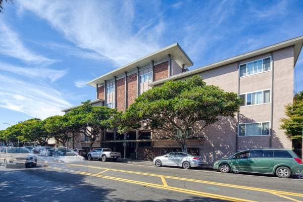 2BR/2BA Apartment · San Leandro photo 2