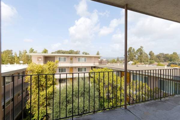 2BR/2BA Apartment · San Leandro photo 3