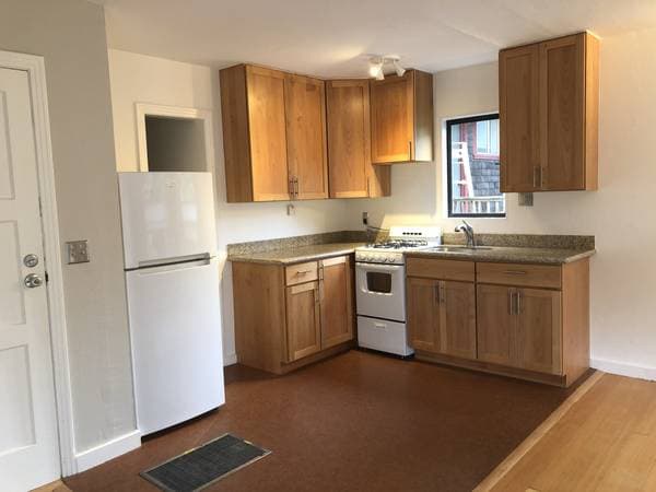 0BR/1BA Duplex on Virginia St · Berkeley photo 2