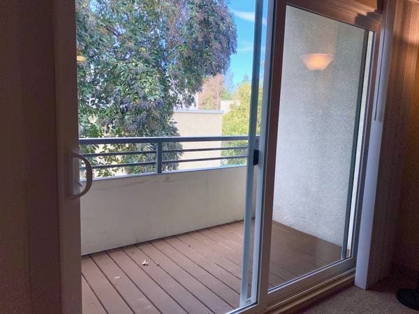 1BR/1BA Apartment on Creekside Drive · Walnut Creek photo 1
