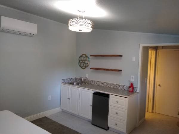 1BR/1BA In Law Adu · Hayward photo 2