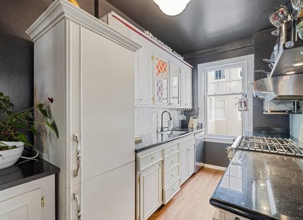 Apartments on Van Ness Ave · San Francisco photo 3