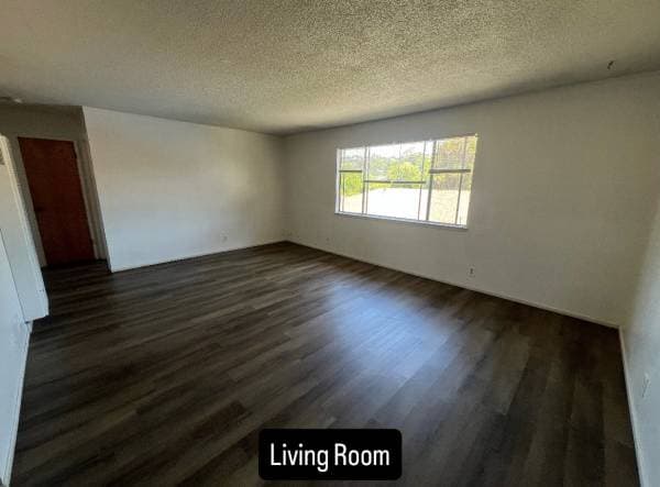 2BR/1BA Apartment · San Leandro photo 2