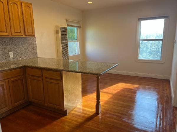 2BR/1BA Single Family House · Oakland photo 4