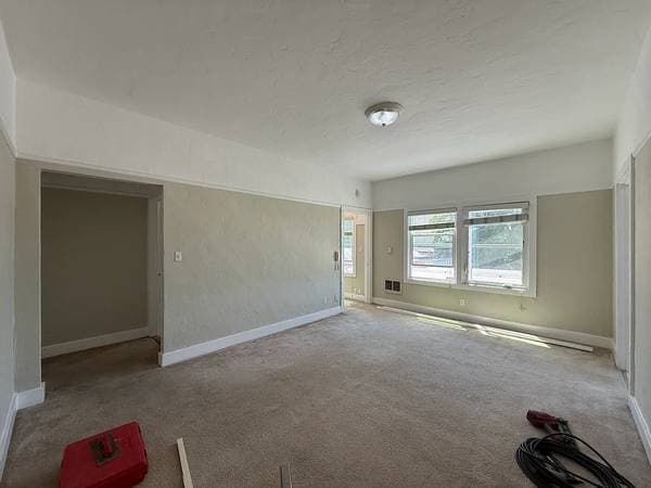 Bright Furnished 1bd/1ba Near Uc Berkeley – Quiet, Updated &amp; Move-in Ready photo 2