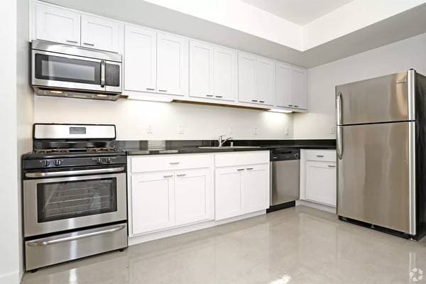 Apartments on Adeline St · Emeryville photo 5